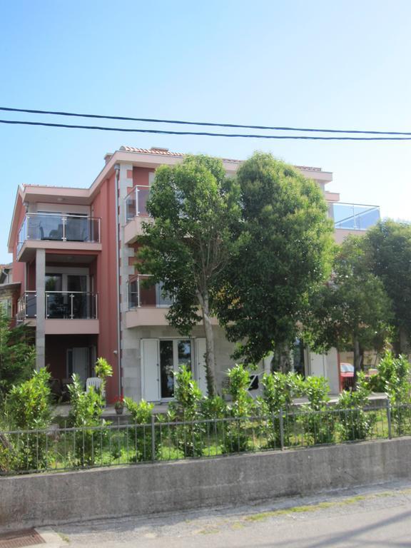 Apartments Delfin Tivat Exterior photo